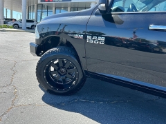 Used 2017  Ram 1500 4WD Crew Cab SLT at Camacho Mitsubishi near Palmdale&comma; CA