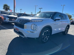 New 2025  Mitsubishi Outlander Plug-In Hybrid SE S-AWC at Camacho Mitsubishi near Palmdale, CA