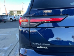 New 2026  Mitsubishi Outlander SE FWD w&sol;Tech Pkg at Camacho Mitsubishi near Palmdale&comma; CA