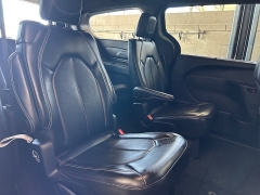 Used 2025  Chrysler Pacifica Select FWD at Camacho Mitsubishi near Palmdale&comma; CA
