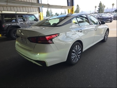 Used 2025  Nissan Altima SV FWD at Camacho Mitsubishi near Palmdale&comma; CA