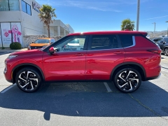 Used 2024  Mitsubishi Outlander SE FWD at Camacho Mitsubishi near Palmdale&comma; CA