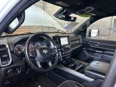 Used 2024  Ram 1500 2WD Laramie Crew Cab 5'7" Box at Camacho Mitsubishi near Palmdale&comma; CA