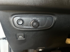 Used 2024  GMC Terrain FWD 4dr SLE at Camacho Mitsubishi near Palmdale&comma; CA