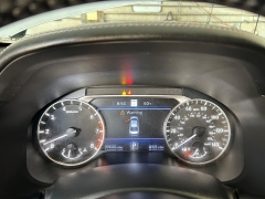 Used 2020  Nissan Altima 4d Sedan FWD 2.5L Platinum at Camacho Mitsubishi near Palmdale, CA