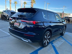 New 2026  Mitsubishi Outlander SE FWD w&sol;Tech Pkg at Camacho Mitsubishi near Palmdale&comma; CA