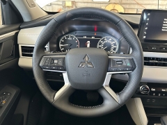 New 2025  Mitsubishi Outlander SE FWD at Camacho Mitsubishi near Palmdale, CA