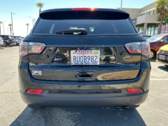 Used 2020 Jeep Compass 4d SUV FWD Latitude Altitude at Camacho Mitsubishi near Palmdale, CA