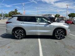 New 2025 Mitsubishi Outlander Plug-In Hybrid SEL S-AWC at Camacho Mitsubishi near Palmdale, CA