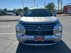 Used 2025  Mitsubishi Outlander SE FWD at Camacho Mitsubishi near Palmdale&comma; CA
