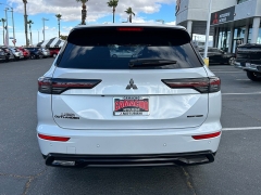 New 2026  Mitsubishi Outlander SE FWD at Camacho Mitsubishi near Palmdale&comma; CA