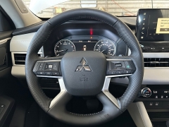 New 2025  Mitsubishi Outlander SE FWD at Camacho Mitsubishi near Palmdale, CA