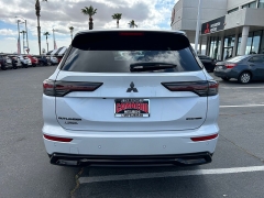 New 2026  Mitsubishi Outlander FWD at Camacho Mitsubishi near Palmdale&comma; CA