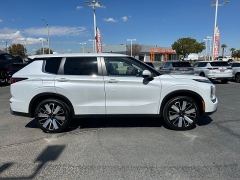 New 2025  Mitsubishi Outlander SE FWD at Camacho Mitsubishi near Palmdale, CA