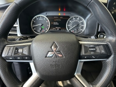 Used 2025  Mitsubishi Outlander ES S-AWC at Camacho Mitsubishi near Palmdale&comma; CA