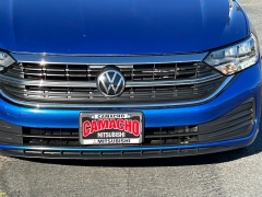 Used 2024  Volkswagen Jetta SE Auto at Camacho Mitsubishi near Palmdale&comma; CA