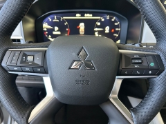 New 2026  Mitsubishi Outlander SE FWD at Camacho Mitsubishi near Palmdale&comma; CA