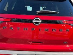 Used 2023  Nissan Pathfinder SL 2WD at Camacho Mitsubishi near Palmdale, CA