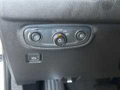 Used 2024  GMC Terrain AWD 4dr SLT at Camacho Mitsubishi near Palmdale&comma; CA