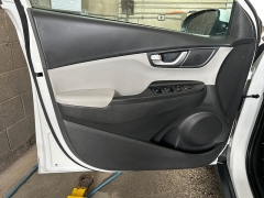 Used 2023  Hyundai Kona Electric SEL FWD at Camacho Mitsubishi near Palmdale&comma; CA