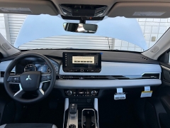 New 2026  Mitsubishi Outlander SE FWD at Camacho Mitsubishi near Palmdale&comma; CA