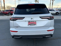 New 2026  Mitsubishi Outlander SE FWD at Camacho Mitsubishi near Palmdale&comma; CA
