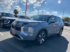 New 2025 Mitsubishi Outlander SE FWD w/Tech Pkg at Camacho Mitsubishi near Palmdale, CA