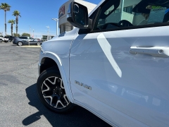 Used 2025  Ram 1500 4WD Laramie Crew Cab 5'7" Box at Camacho Mitsubishi near Palmdale&comma; CA