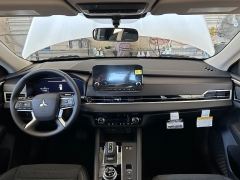 New 2025  Mitsubishi Outlander Plug-In Hybrid SE S-AWC at Camacho Mitsubishi near Palmdale, CA