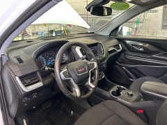 Used 2024  GMC Terrain FWD 4dr SLE at Camacho Mitsubishi near Palmdale&comma; CA