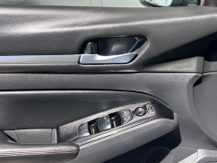Used 2024  Nissan Altima 2&period;5 SR Sedan at Camacho Mitsubishi near Palmdale&comma; CA