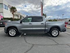 Used 2021 Chevrolet Silverado 1500 2WD Crew Cab 147" Custom at Camacho Mitsubishi near Palmdale, CA