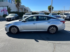 Used 2024  Nissan Altima 2&period;5 SV Sedan at Camacho Mitsubishi near Palmdale&comma; CA