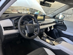 New 2025  Mitsubishi Outlander SE FWD at Camacho Mitsubishi near Palmdale, CA