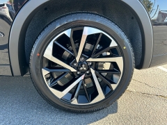 New 2025 Mitsubishi Outlander Plug-In Hybrid SEL S-AWC at Camacho Mitsubishi near Palmdale, CA