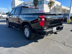 Used 2020  Chevrolet Silverado 1500 4WD Crew Cab RST at Camacho Mitsubishi near Palmdale&comma; CA