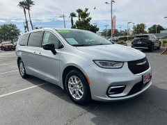 Used 2024  Chrysler Pacifica Touring L FWD at Camacho Mitsubishi near Palmdale&comma; CA
