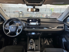 Used 2024  Mitsubishi Outlander SE S-AWC at Camacho Mitsubishi near Palmdale&comma; CA