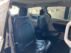 Used 2024  Chrysler Pacifica Touring L FWD at Camacho Mitsubishi near Palmdale&comma; CA