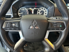 Used 2024  Mitsubishi Outlander SE FWD at Camacho Mitsubishi near Palmdale&comma; CA