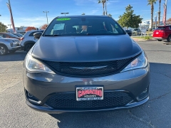 Used 2019  Chrysler Pacifica 4d Wagon Touring Plus at Camacho Mitsubishi near Palmdale, CA