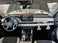 New 2025  Mitsubishi Outlander SE FWD at Camacho Mitsubishi near Palmdale, CA