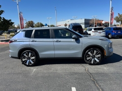 New 2026  Mitsubishi Outlander SE FWD at Camacho Mitsubishi near Palmdale&comma; CA