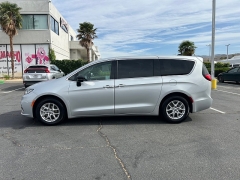 Used 2024  Chrysler Pacifica Touring L FWD at Camacho Mitsubishi near Palmdale&comma; CA