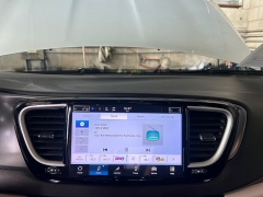 Used 2024  Chrysler Pacifica Touring L FWD at Camacho Mitsubishi near Palmdale&comma; CA