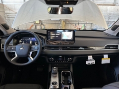 New 2026  Mitsubishi Outlander FWD at Camacho Mitsubishi near Palmdale&comma; CA