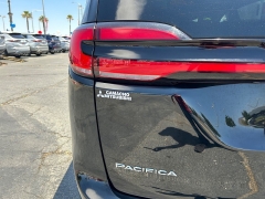 Used 2025  Chrysler Pacifica Select FWD at Camacho Mitsubishi near Palmdale&comma; CA