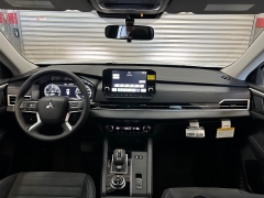 New 2025 Mitsubishi Outlander Plug-In Hybrid SE S-AWC at Camacho Mitsubishi near Palmdale, CA