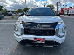 New 2026  Mitsubishi Outlander SE FWD at Camacho Mitsubishi near Palmdale&comma; CA