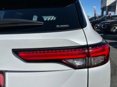 New 2025  Mitsubishi Outlander Plug-In Hybrid SE S-AWC at Camacho Mitsubishi near Palmdale, CA